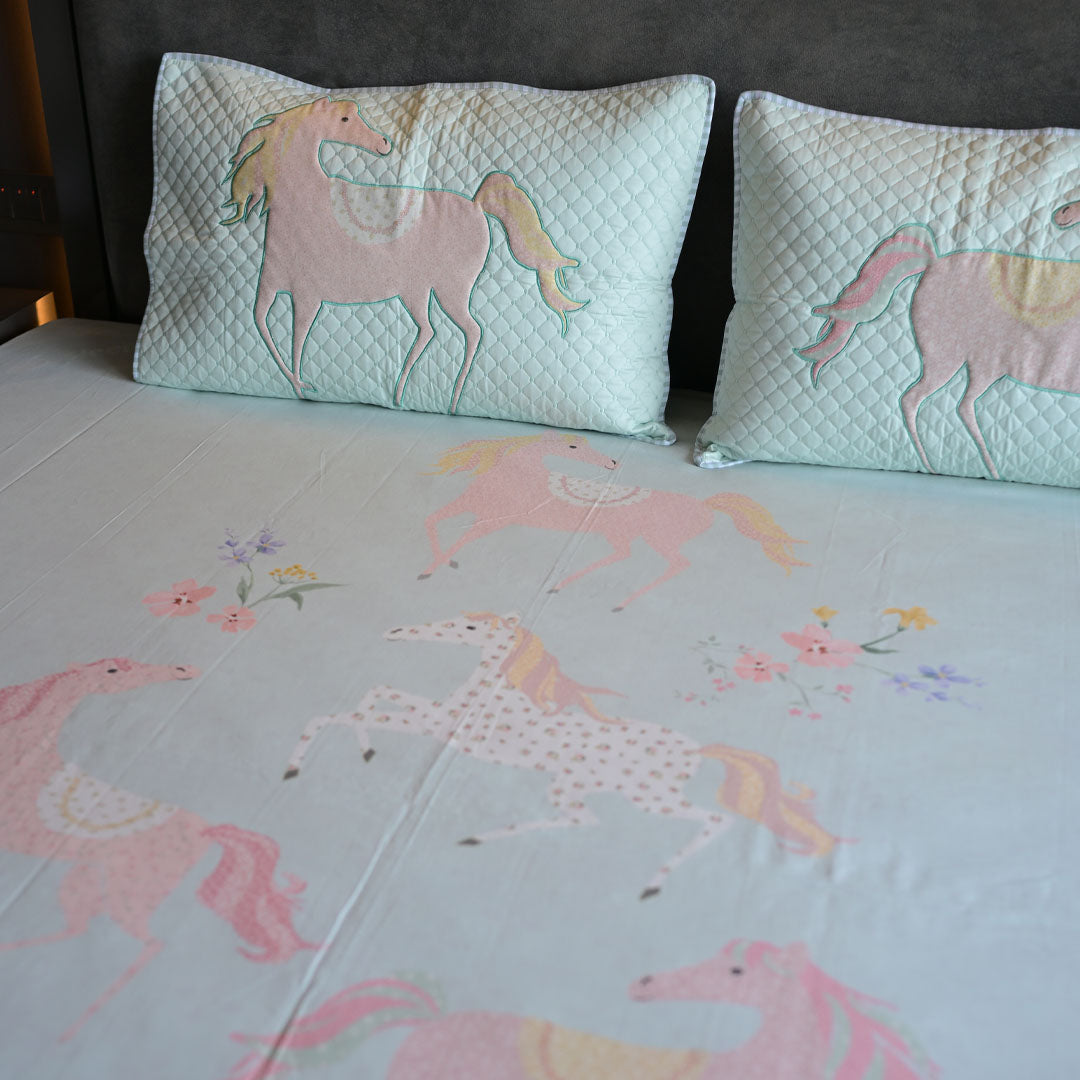 Unicorn Dreams - Pink Unicorns