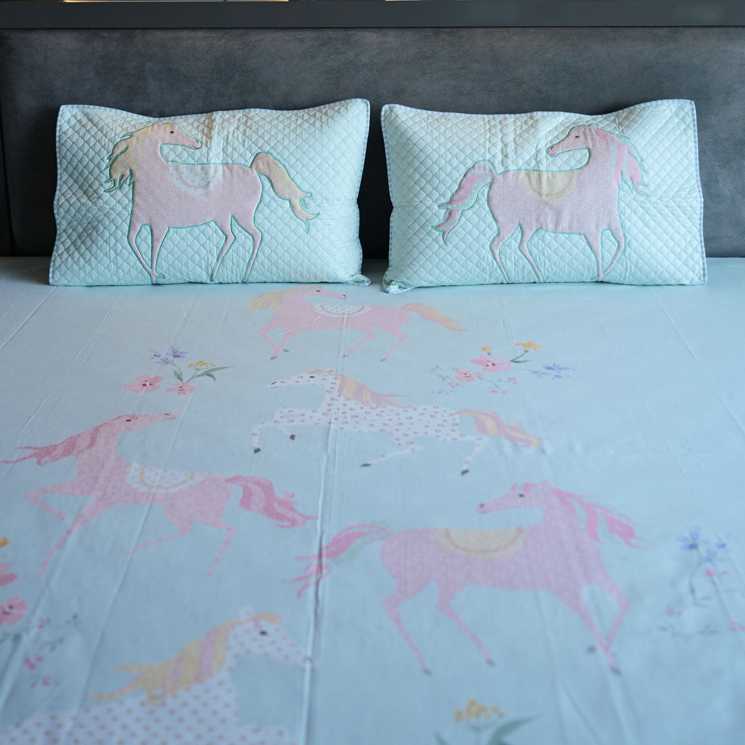 Unicorn Dreams - Pink Unicorns