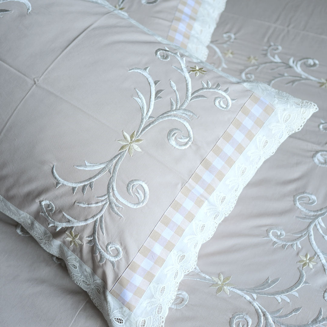 Taupe Scroll